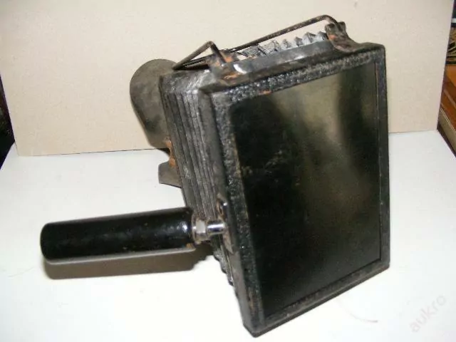 FOTOAPARÁT TORZO ???