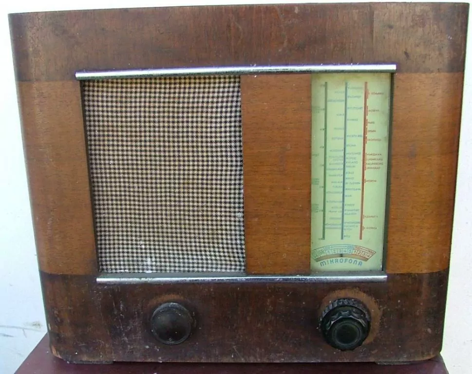 RÁDIO MICROFONA