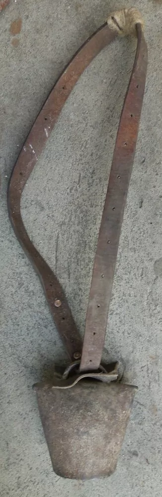 ZVON ZVONEK ROLNIČKY OPASEK PRO KRÁVU KOZU OVCI ??