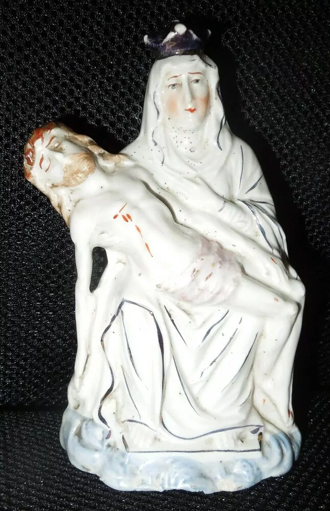 SOCHA SVATÁ PIETA 16 CM