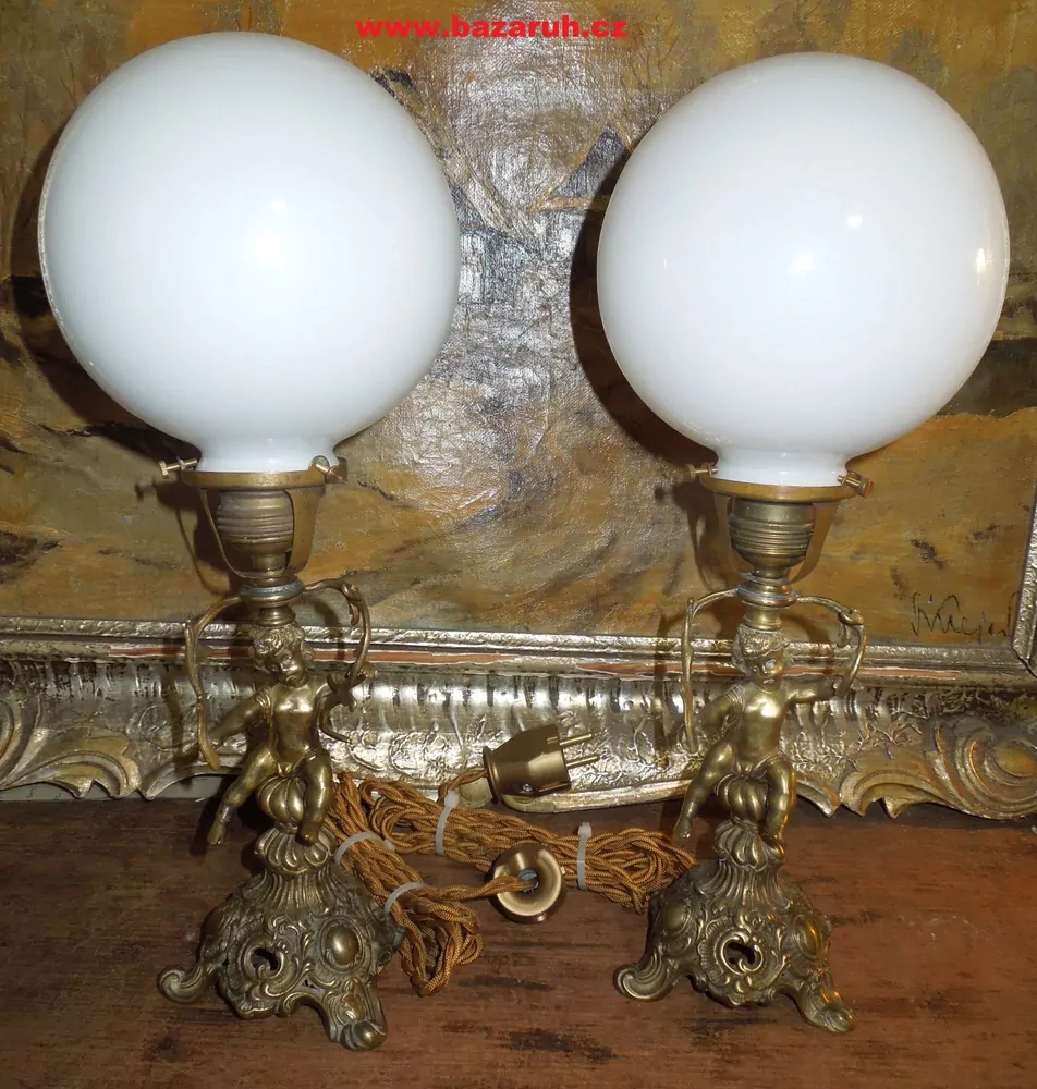STAROŽITNÁ LAMPA FIGURÁLNÍ LAMPIČKA 2 KS