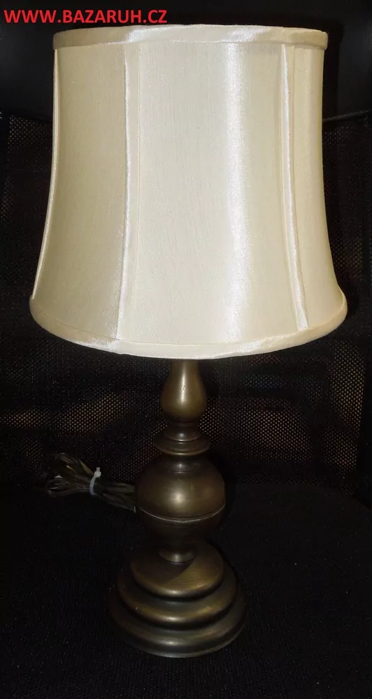 STOLNÍ MOSAZNÁ LAMPA ELEKTRICKÁ