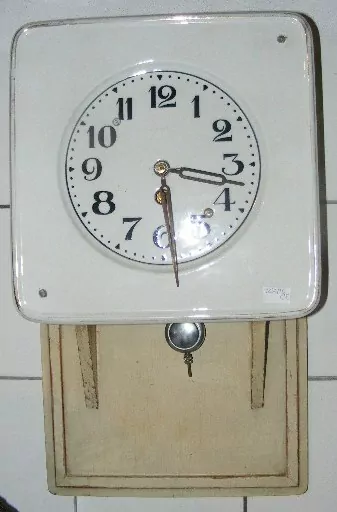 HODINY PORCELÁNOVÉ KUCHYŇSKÉ PORCELÁNKY