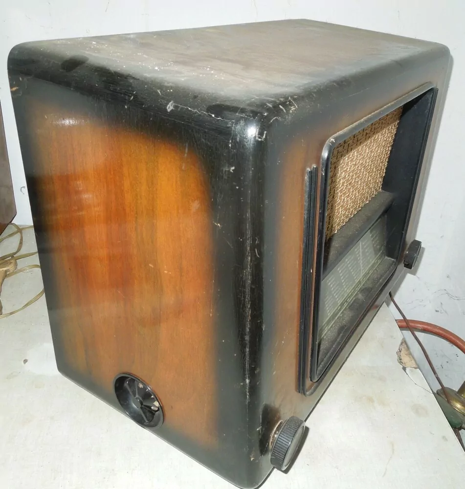 RÁDIO na dekoraci KONGRES