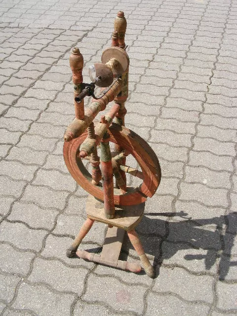 KOLOVRAT STAROŽITNOST