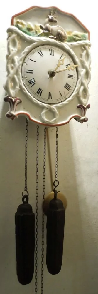 HODINY PORCELÁNKY , PORCELÁNOVÉ NA ZEĎ STAROŽITNÉ