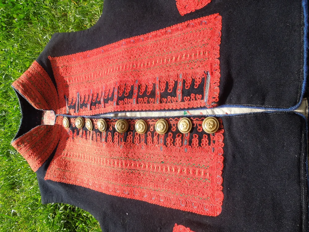 KROJ KORDULA KE KROJI PÁNSKÁ NIVNICKO