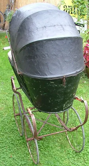 KOČÁR, KOČÁREK PRO MIMINA