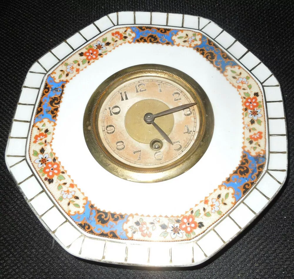 HODINY PORCELÁNOVÉ KUCHYYŇSKÉ Značené
