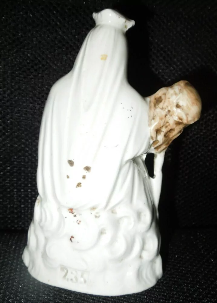 SOCHA SVATÁ PIETA 16 CM