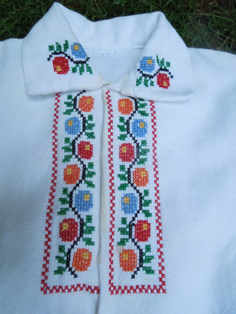 KOŠILKA CHLAPECKÁ VYŠÍVANÁ