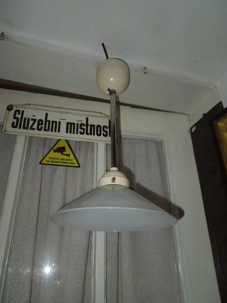 STARÝ LUSTR STÍNÍTKO 1 ks
