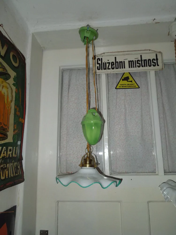 STAROŽITNÝ STAHOVACÍ LUSTR STÍNÍTKO STAHOVAČKA