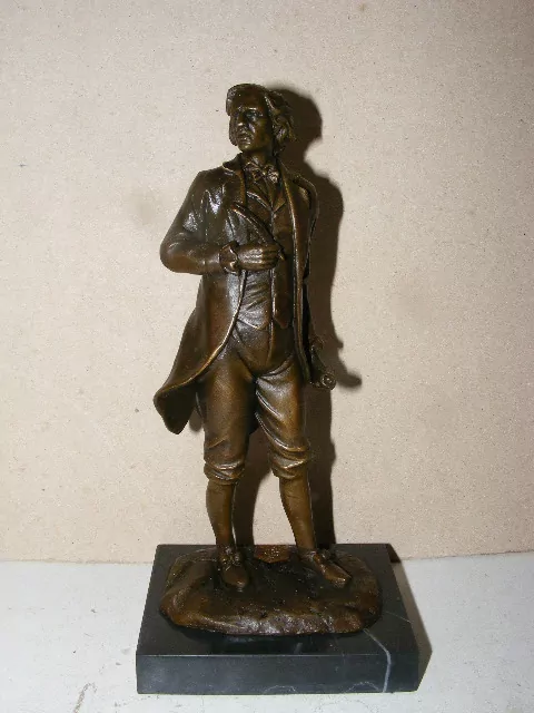 BRONZOVÁ SOCHA MOZART BRONZ