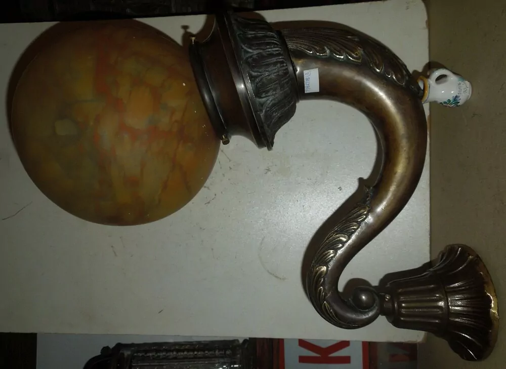 MOHUTNÁ LAMPA