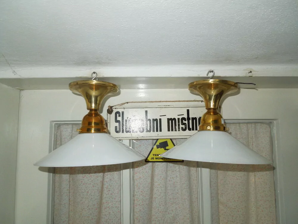 STROPNICE STARÝ LUSTR 2 KS STÍNÍTKO ŠIRM 