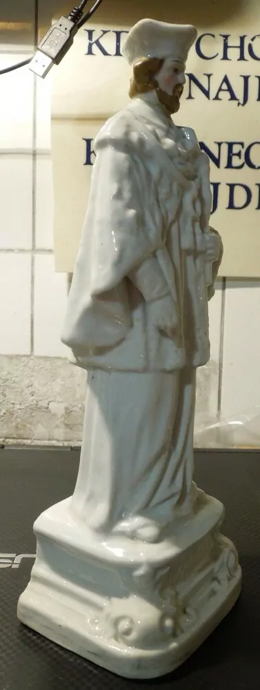 SOCHA SVATÁ 20 CM