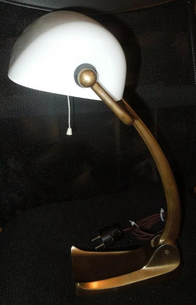 STAROŽITNÁ STOLNÍ LAMPA ELEKTRICKÁ BANKÉŘKA