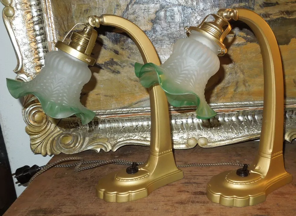 STAROŽITNÁ STOLNÍ LAMPA ELEKTRICKÁ