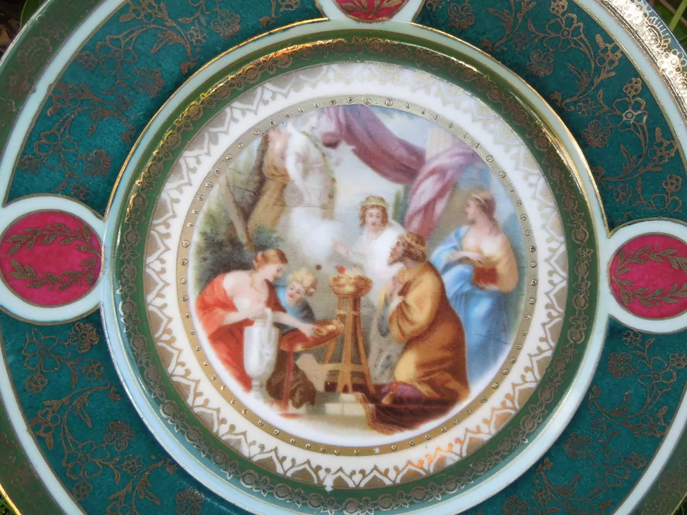 TALÍŘEK PORCELÁNOVÝ "ALTROHLAU"