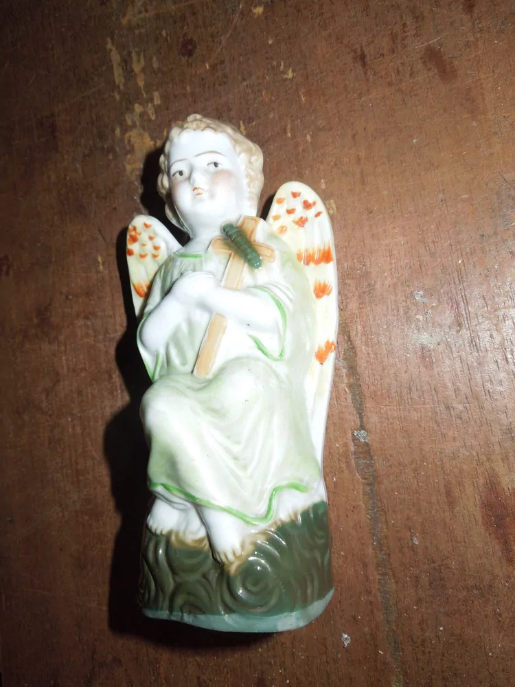 SOCHA SVATÁ PORCELÁN ANDĚL