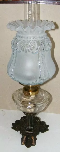STAROŽITNÁ PETROLEJOVÁ LAMPA , PETROLEJKA