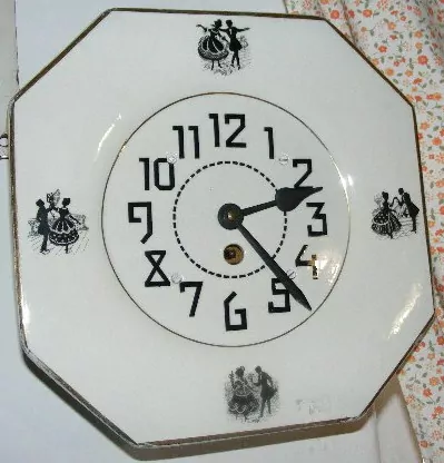 HODINY PORCELÁNOVÉ KUCHYŇSKÉ  PORCELÁNKY ROKOKO