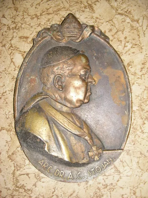 ARCIBISKUP ANTONÍN CYRIL STOJAN PLAKETA 37X25 CM