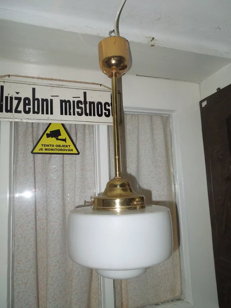 STARÝ LUSTR STÍNÍTKO 1 ks