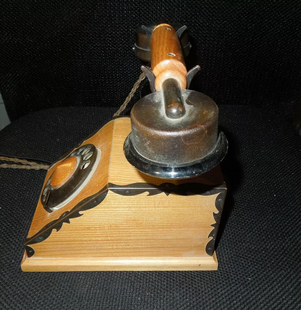 TELEFON TESLA