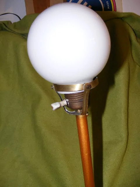 STOLNÍ LAMPA ELEKTRICKÁ FIGURÁLNÍ 