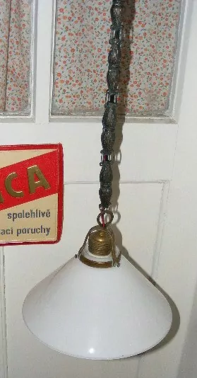 STARÝ LUSTR STÍNÍTKO 1 ks