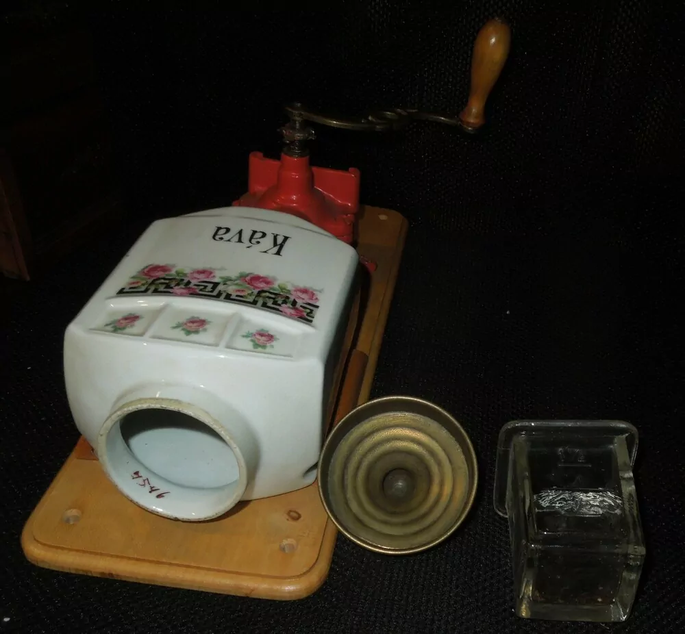 STAROŽITNÝ MLÝNEK KAFEMLÝNEK KÁVOMLÝNEK 