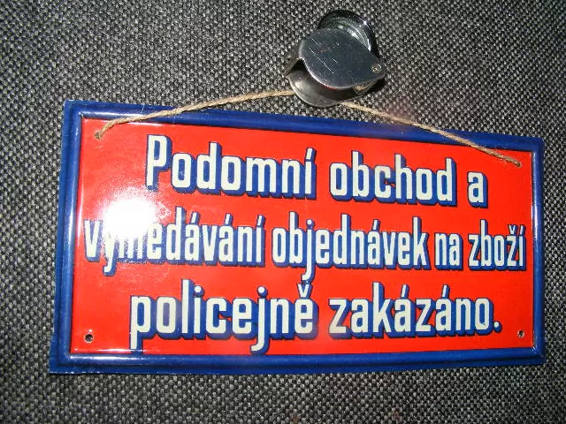 CEDULE PLECHOVÁ PODOMNÍ OBCHOD POLICEJNĚ ZAKÁZÁNO