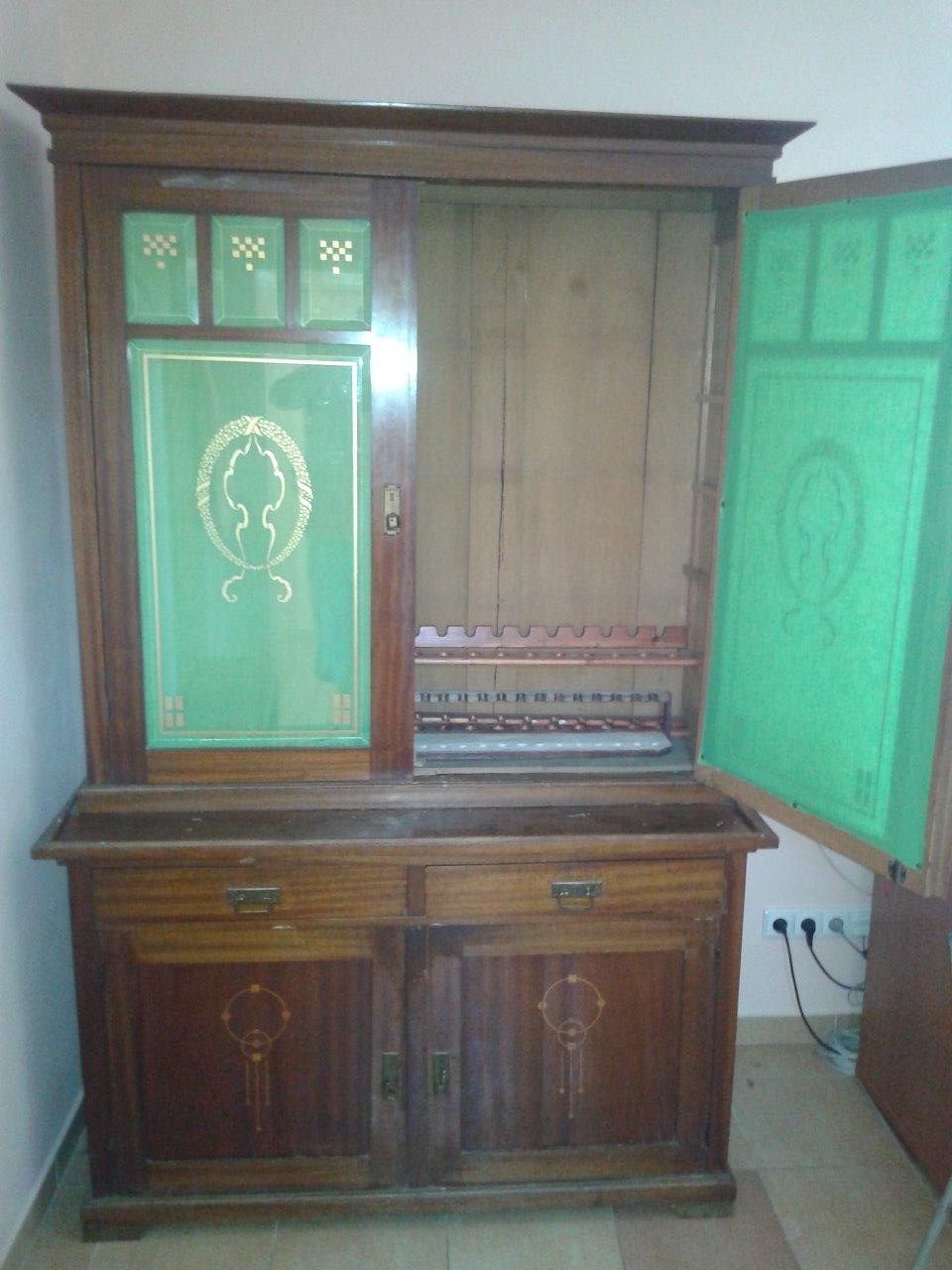STAROŽITNÝ PŘÍBORNÍK , KREDENC, KOMODA, SKŘÍŇ