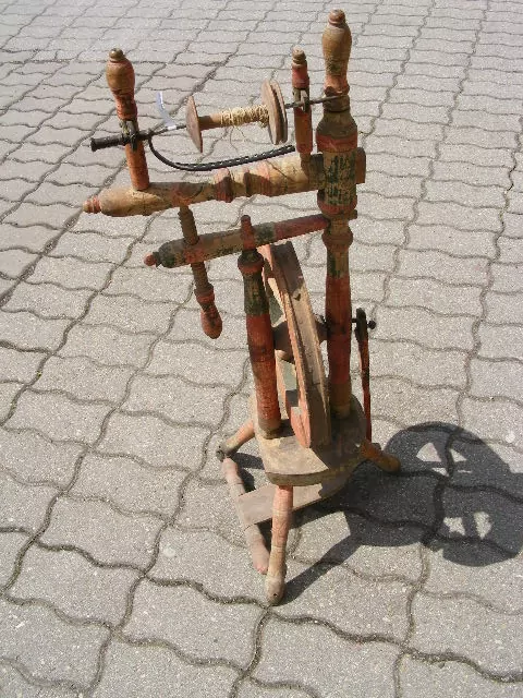 KOLOVRAT STAROŽITNOST