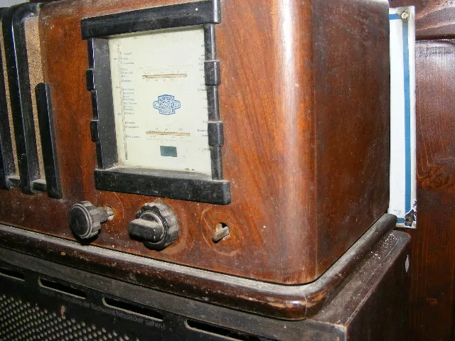 Radio Mikrofona Panfon MK207
