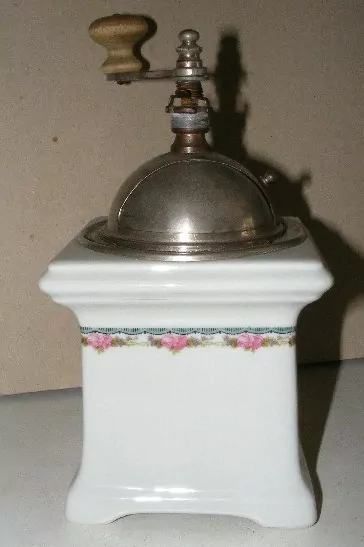 STAROŽITNÝ MLÝNEK KÁVOMLÝNEK KAFEMLÝNEK PORCELÁNOVÝ LEINBROCK RŮŽIČKY RŮŽE