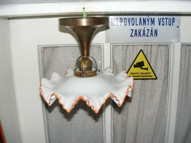 STROPNICE STARÝ 1 KS LUSTR STÍNÍTKO ŠIRM