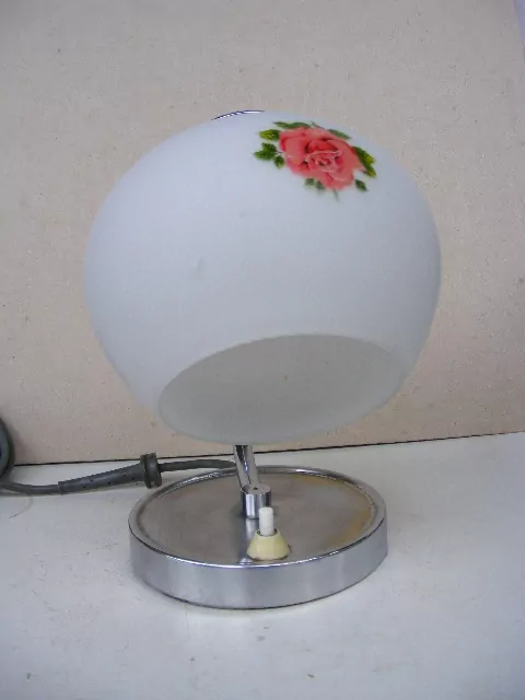 LAMPIČKA STOLNÍ NEBO NA STĚNU LAMPA ELEKTRICKÁ
