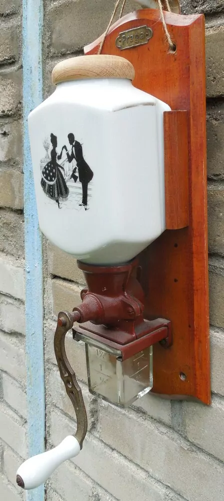 STAROŽITNOST MLÝNEK KAFEMLÝNEK KÁVOMLÝNEK ROKOKO
