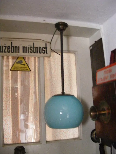 STARÝ LUSTR STÍNÍTKO 1 ks