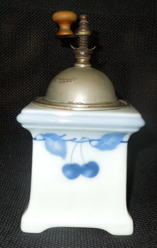 STAROŽITNÝ MLÝNEK KAFEMLÝNEK KÁVOMLÝNEK PORCELÁNOVÝ LEINBROCK  MODRÉ TŘEŠNĚ