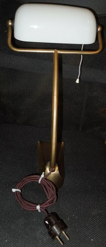 STAROŽITNÁ STOLNÍ LAMPA ELEKTRICKÁ BANKÉŘKA