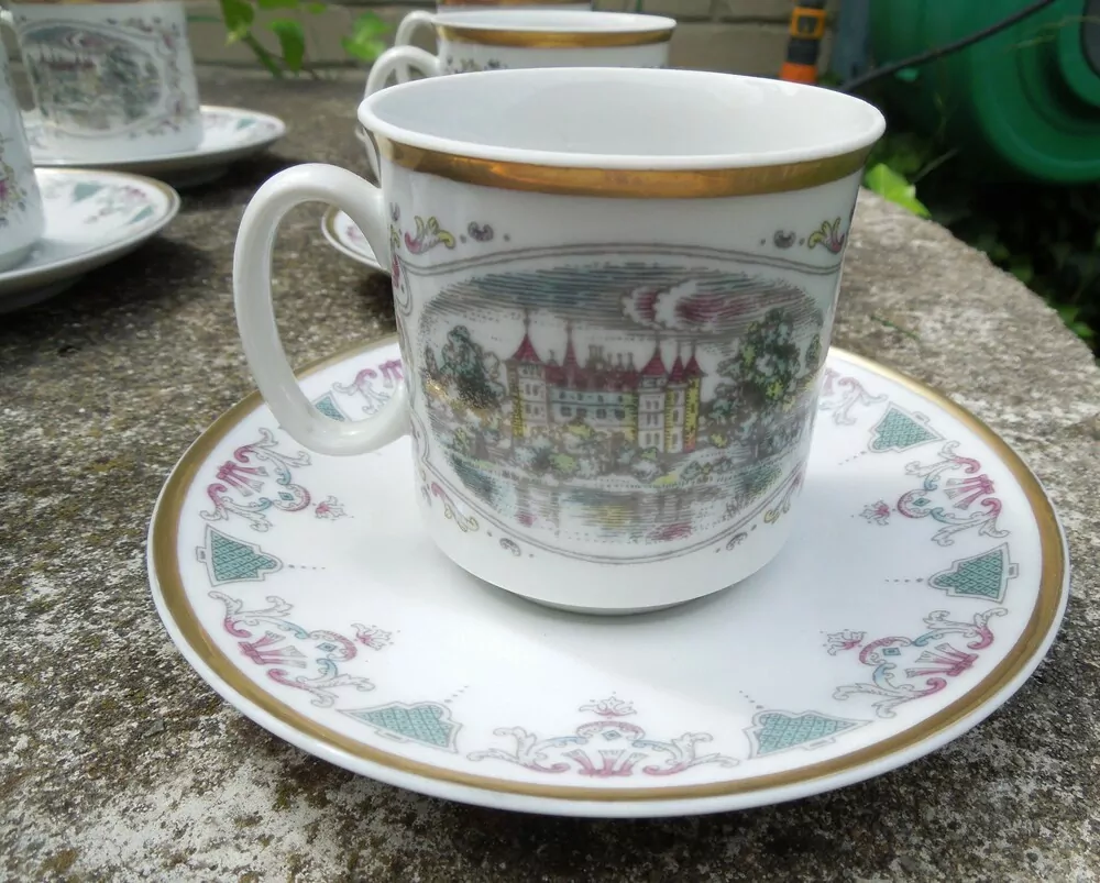 KÁVOVÁ SOUPRAVA PORCELÁNOVÁ