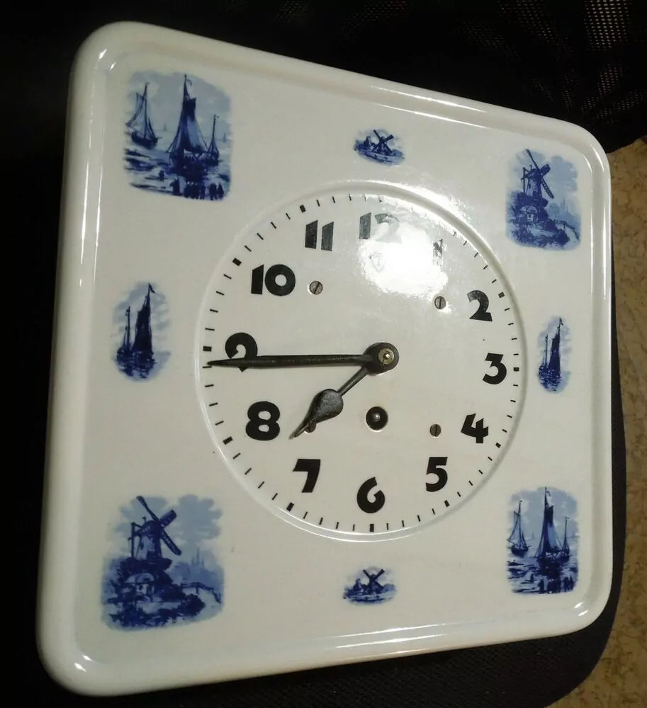 Starožitné porcelánové hodiny kuchyňské mlýny