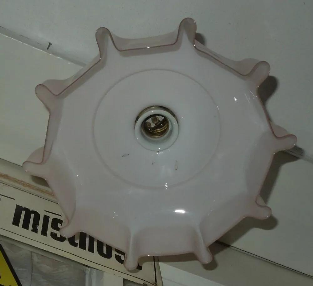 STAROŽITNOST STROPNICE 1 KS LUSTR STÍNÍTKO ŠIRM