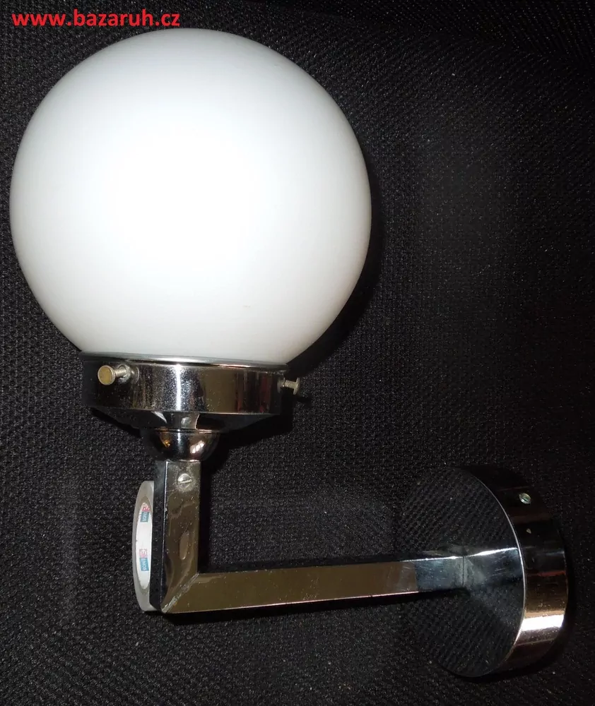 Chromovaná lampička chrom  nástěnná lampa