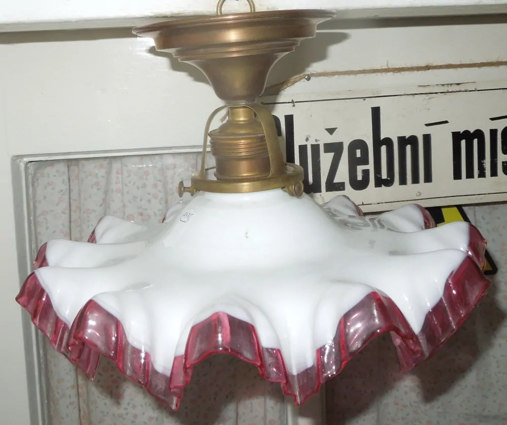 STAROŽITNOST STROPNICE 1 KS LUSTR STÍNÍTKO ŠIRM