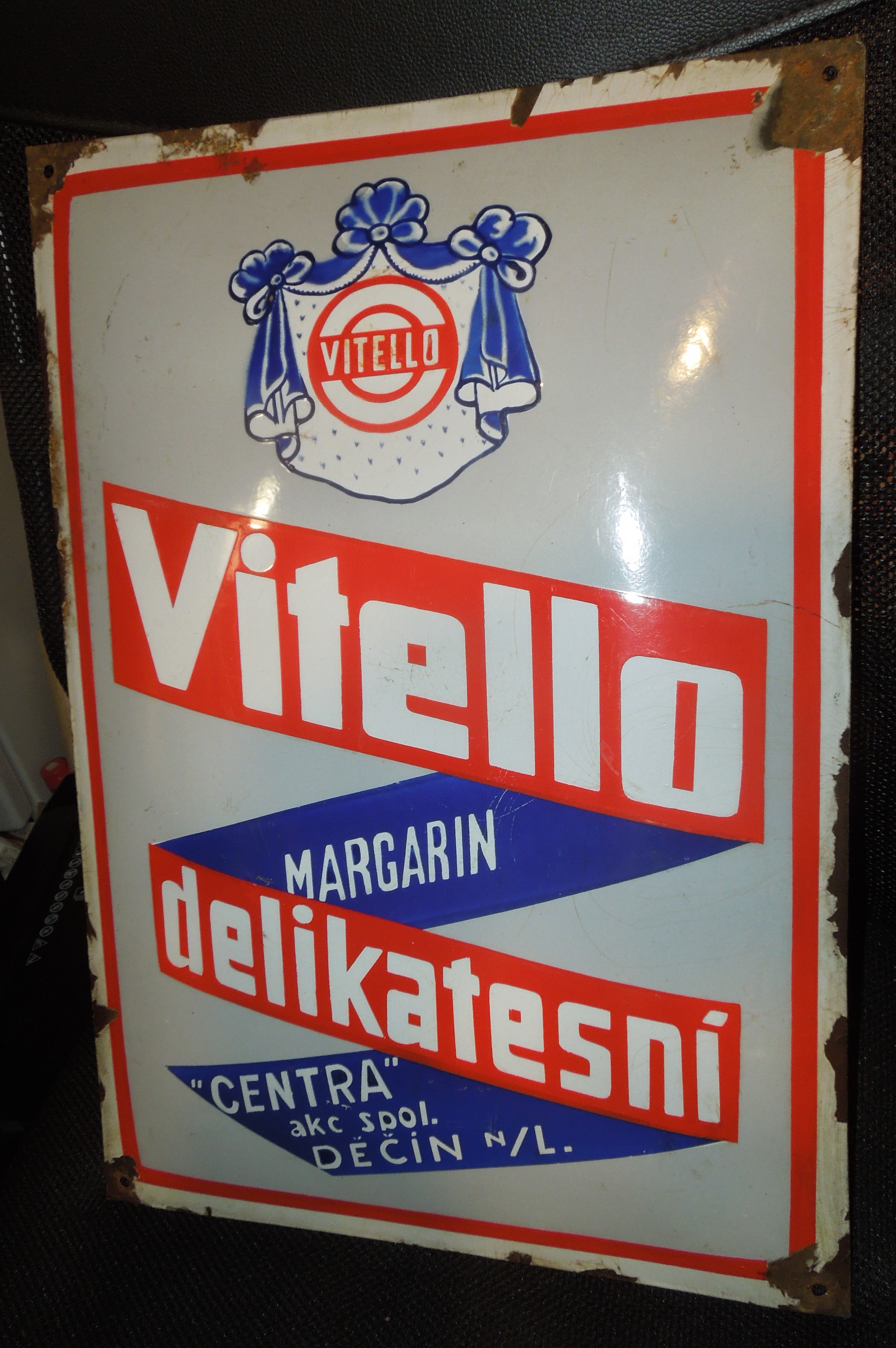 PLECHOVÁ SMALTOVÁ CEDULE VITELLO